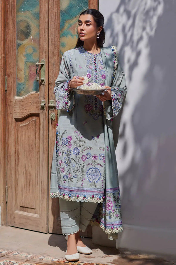 Zaha | Winter 23 | DERYA (ZW23-04) - Hoorain Designer Wear - Pakistani Ladies Branded Stitched Clothes in United Kingdom, United states, CA and Australia