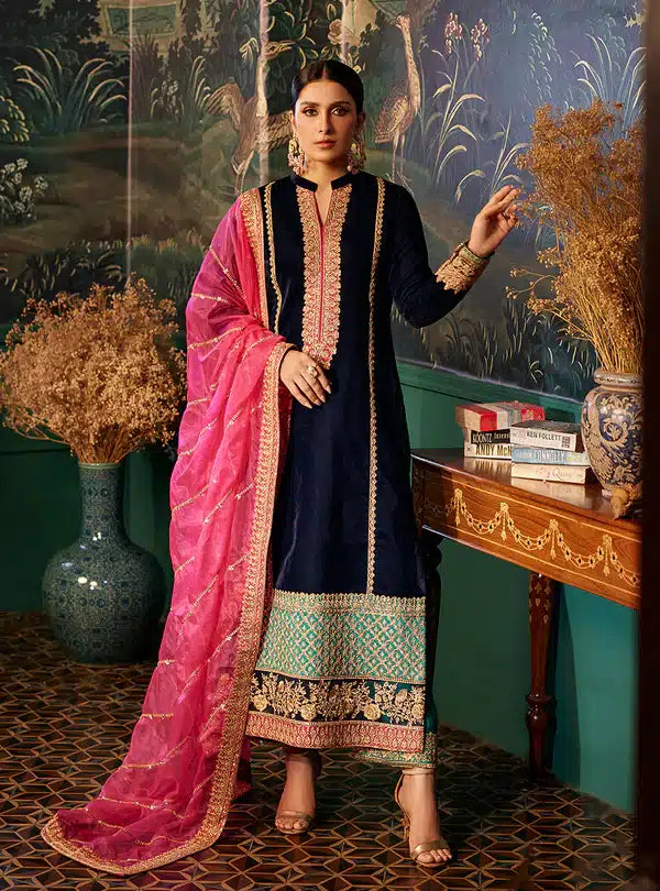 Zainab Chottani | Luxury Velvet Collection 23 | Amira - Pakistani Clothes for women, in United Kingdom and United States